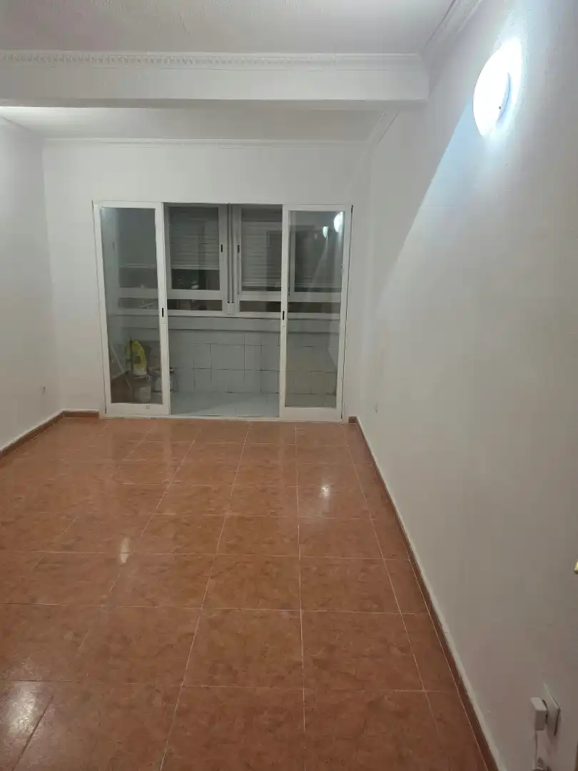 Wohnung mit Terrasse zum Verkauf in Reyes, imagen 2