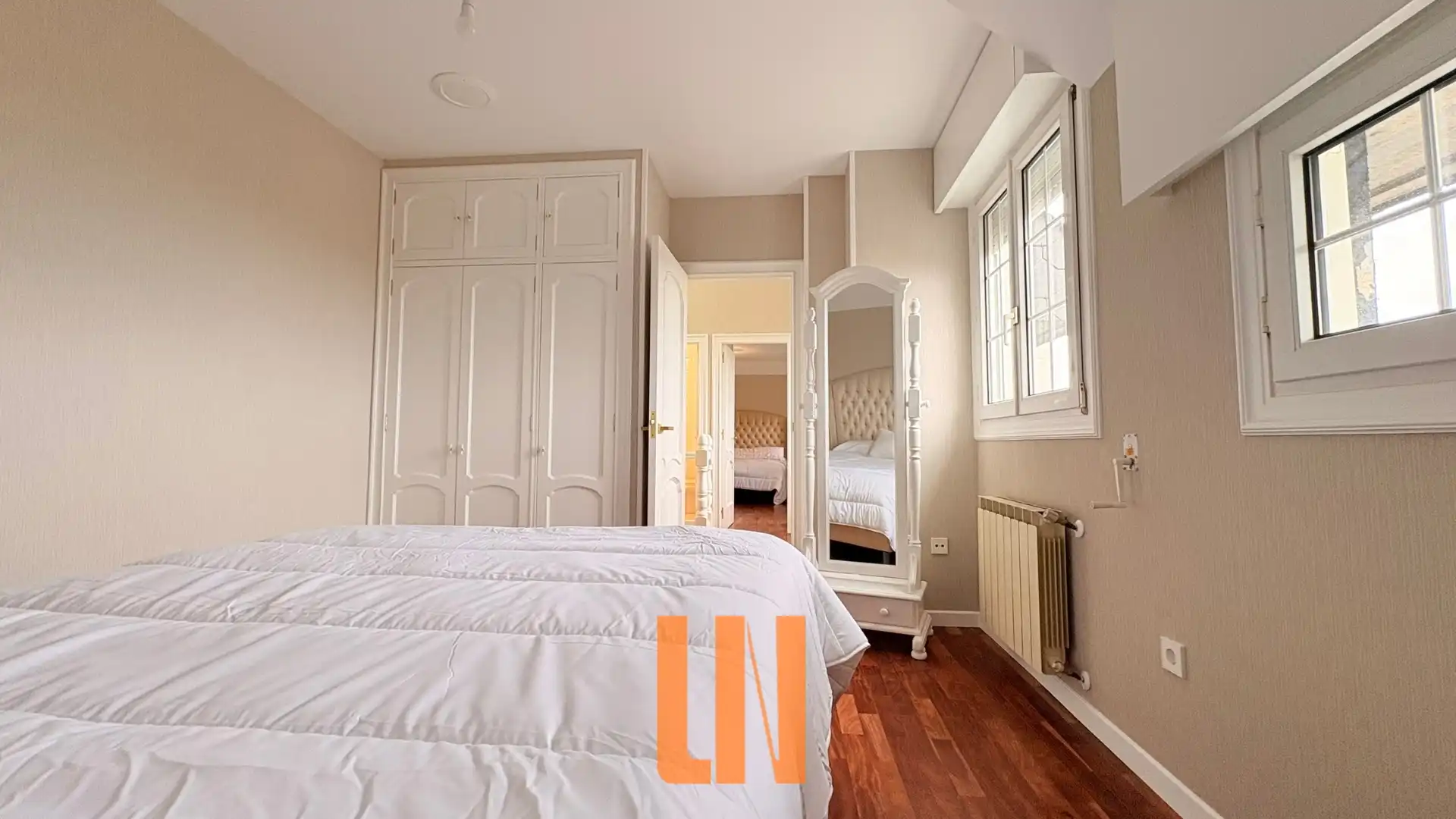 Habitación de Casa o chalet en venta en A Coruña Capital  con Calefacción, Jardín privado y Parquet