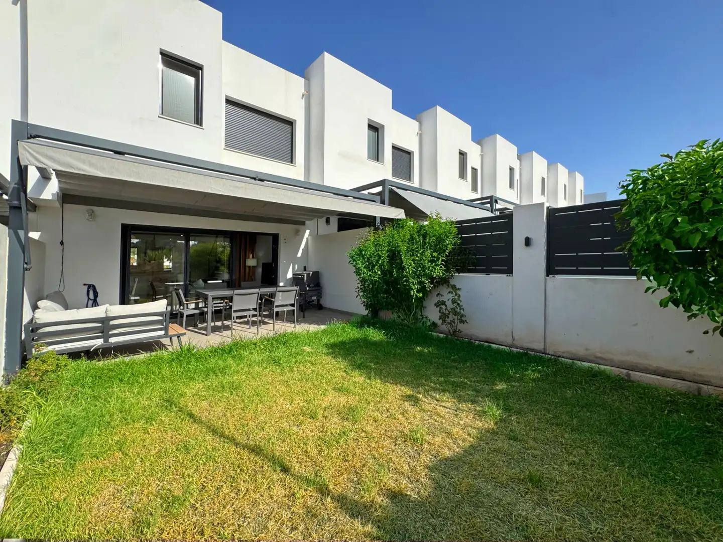 Adosado con piscina en venta en Pinos de Alhaurín - Periferia, imagen 2