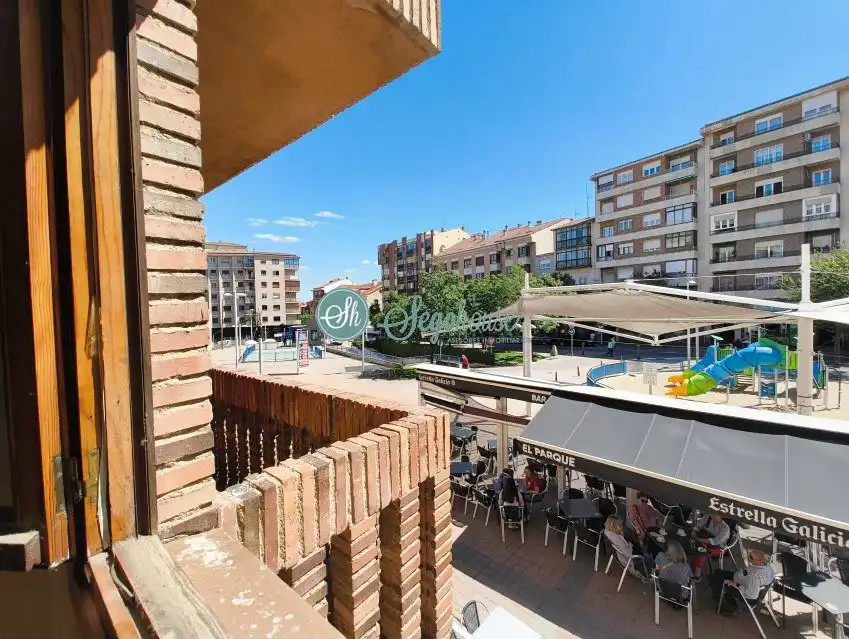 Terraza de Piso en venta en Segovia con Calefacción, Parquet y Trastero