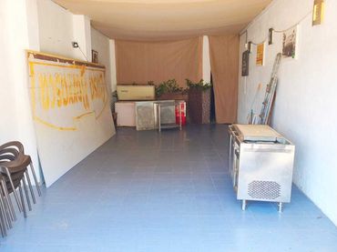 Locale commerciale in affitto a El Faro