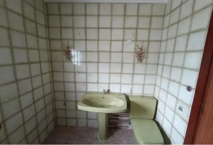 Casa o xalet en venda a C/ San Froilán , Las Mercedes - El Carmen