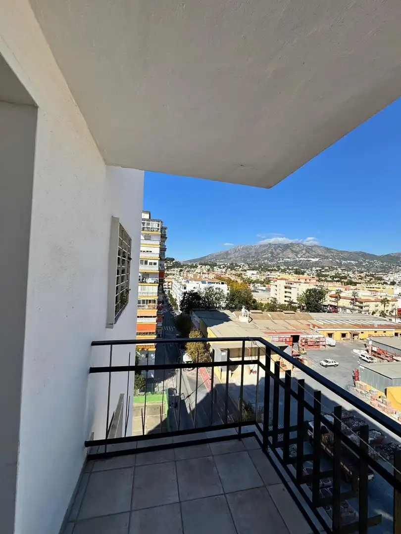 Vista exterior de Pis en venda en Mijas amb Aire condicionat, Terrassa i Traster