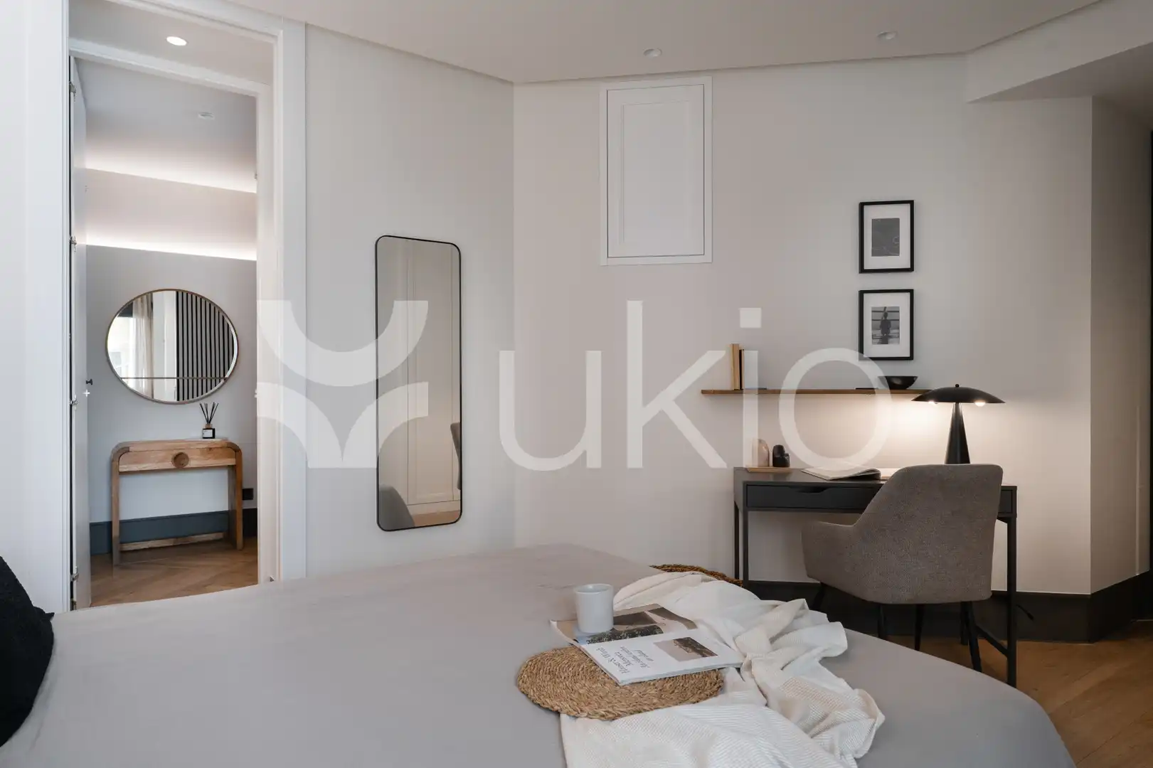 Bedroom of Apartments for rent in Madrid  with Air Conditioner, Heating and Terrace