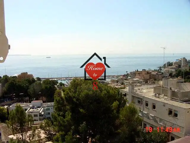 Außenansicht von Wohnung zum Verkauf in  Palma de Mallorca mit Balkon und Gemeinschaftspool
