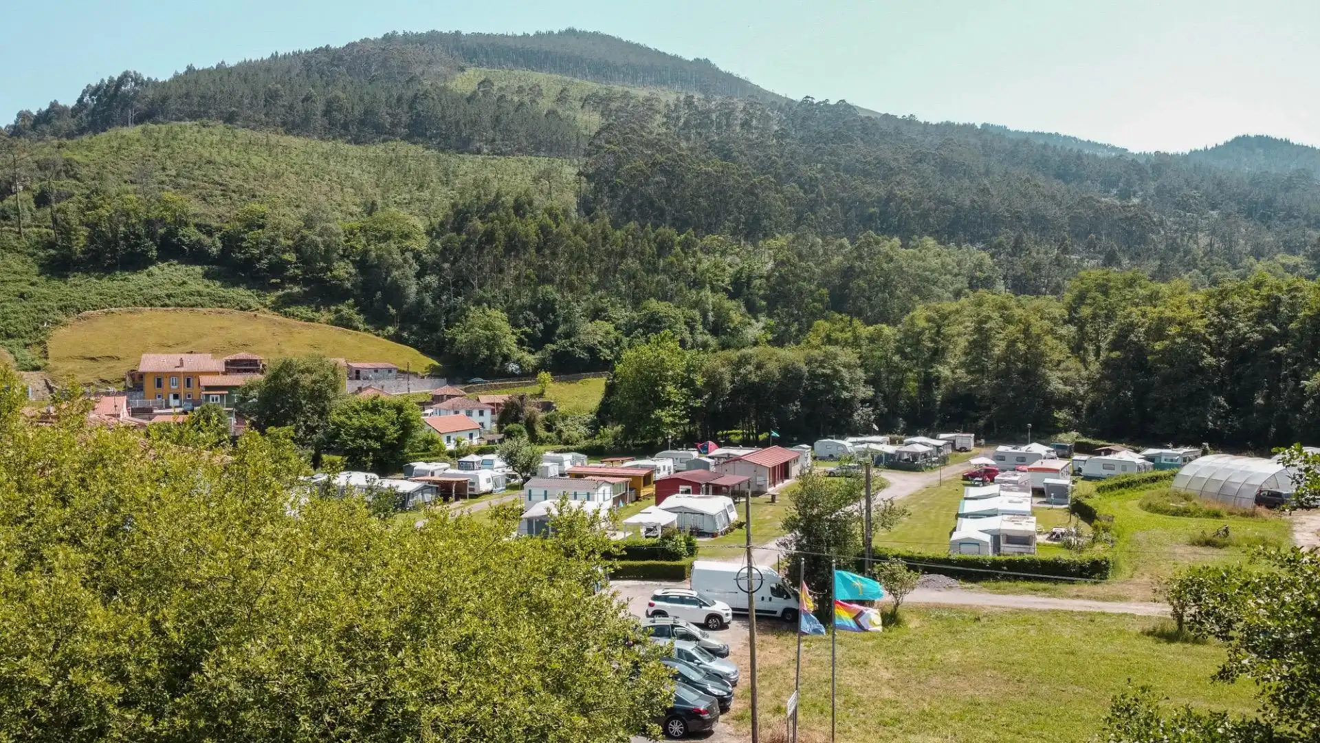 Parking of Houses for sale in Cudillero  with Private garden, Terrace and Furnished
