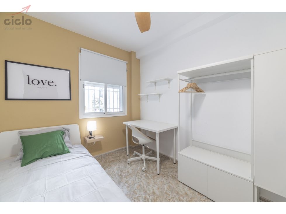 Study to rent in Cruz Roja