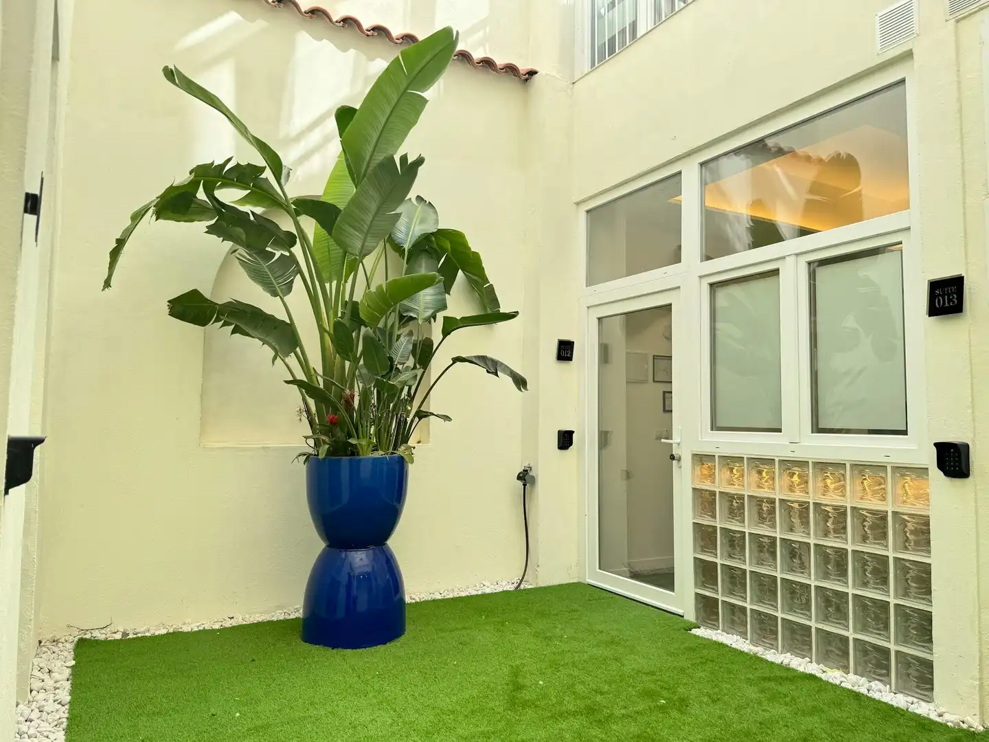 Wohnung zur Miete in Valencia mit Klimaanlage, Heizung und Privatgarten