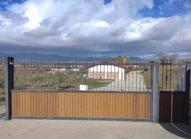 Nave industrial en Venta en El Cortijo