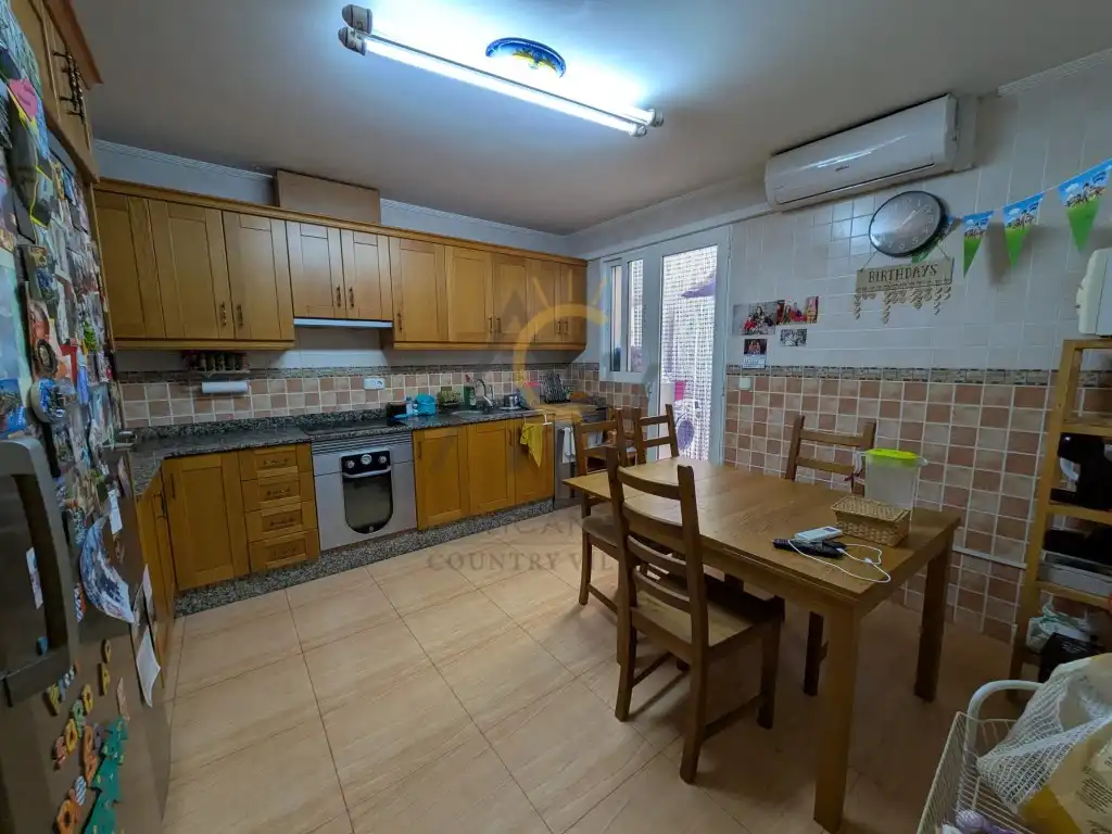 Casa amb jardí en venda a Avenida Castilla De, imagen 9