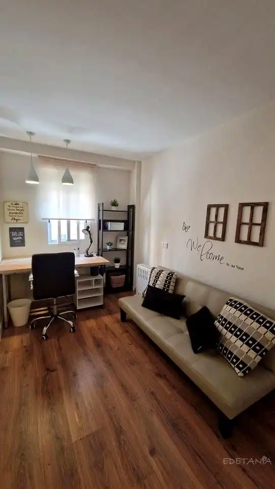 Wohnzimmer von Wohnung zur Miete in Moncada mit Klimaanlage und Möbliert