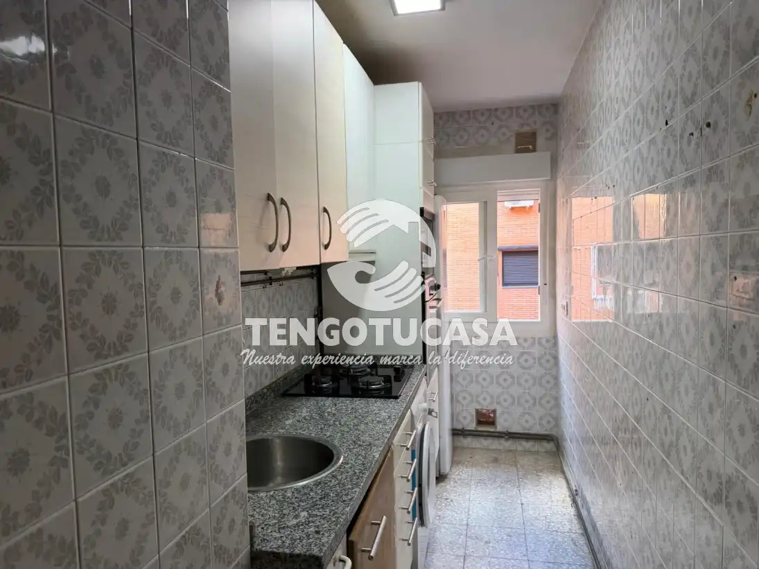 Cocina de Piso en venta en Madrid con Calefacción, Terraza y Trastero