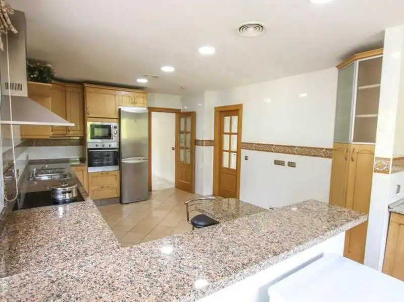Kitchen of Houses for rent in Marbella  with Air Conditioner, Heating and Private garden