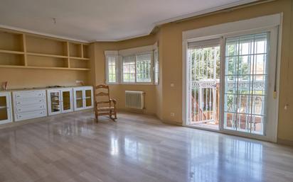 Living room of Single-family semi-detached to rent in Móstoles  with Air Conditioner and Terrace