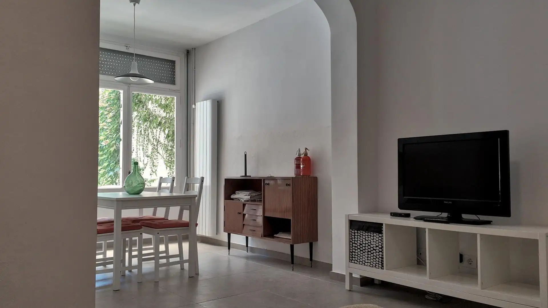 Sala d'estar de Casa o xalet de lloguer en Terrassa amb Jardí privat, Terrassa i Moblat