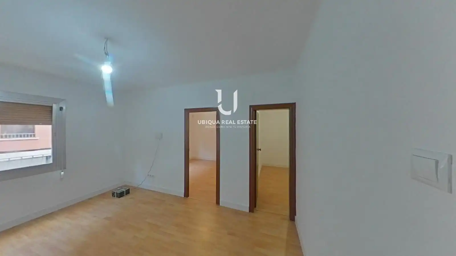 Flat for sale in L'Hospitalet de Llobregat  with Parquet flooring and Oven