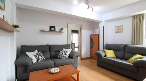 Foto 2 de Pis de lloguer a Calle Benidorm, Los Castros, Santander