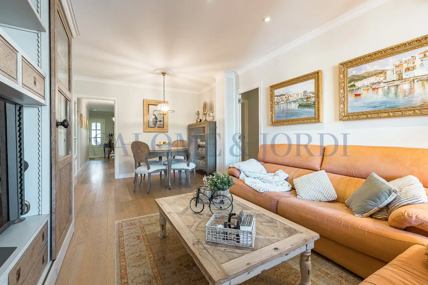 Wohnzimmer von Wohnung zum Verkauf in Vilassar de Mar mit Klimaanlage, Heizung und Parkett