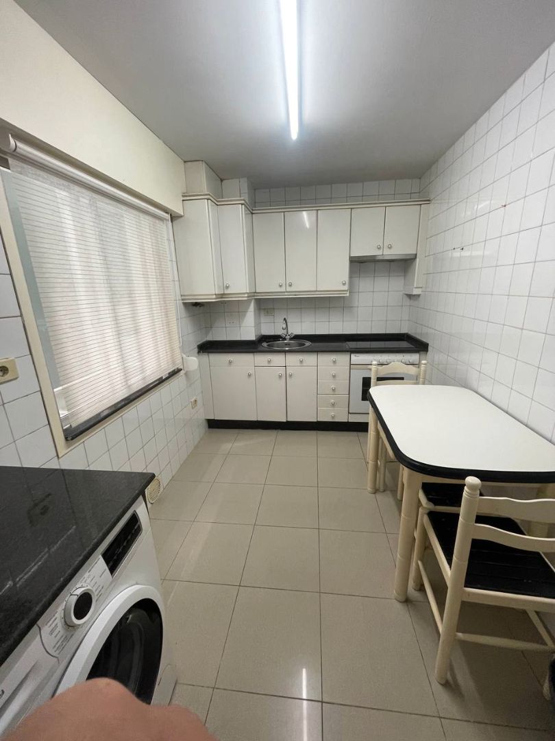 Cuina de Pis de lloguer en Culleredo amb Forn i Rentadora