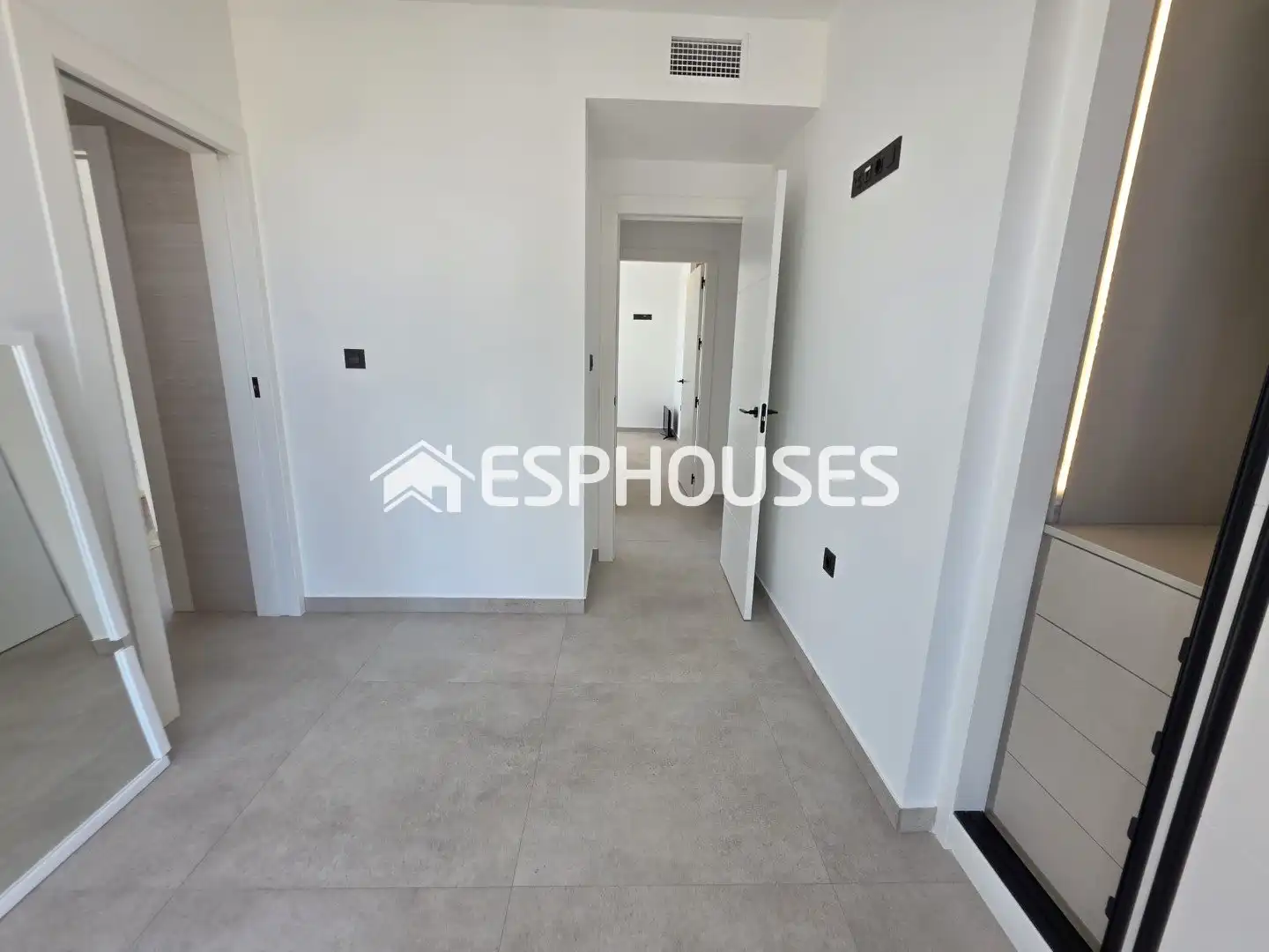 Apartment with terrace for sale in Puerto Deportivo, imagen 27
