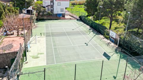 Ubicada en una zona residencial tranquila de Roses, esta propiedad goza de una ubicación privilegiada a pocos minutos a pie de la, image 5