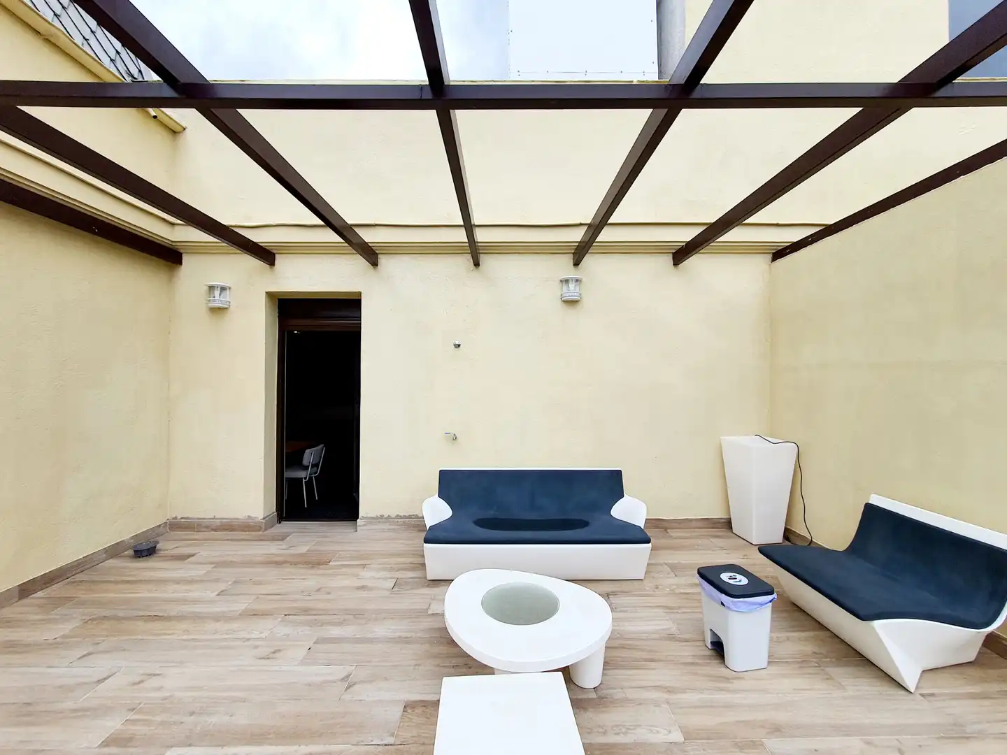 Terrace of Attic for rent in Madrid  with Air Conditioner, Heating and Private garden