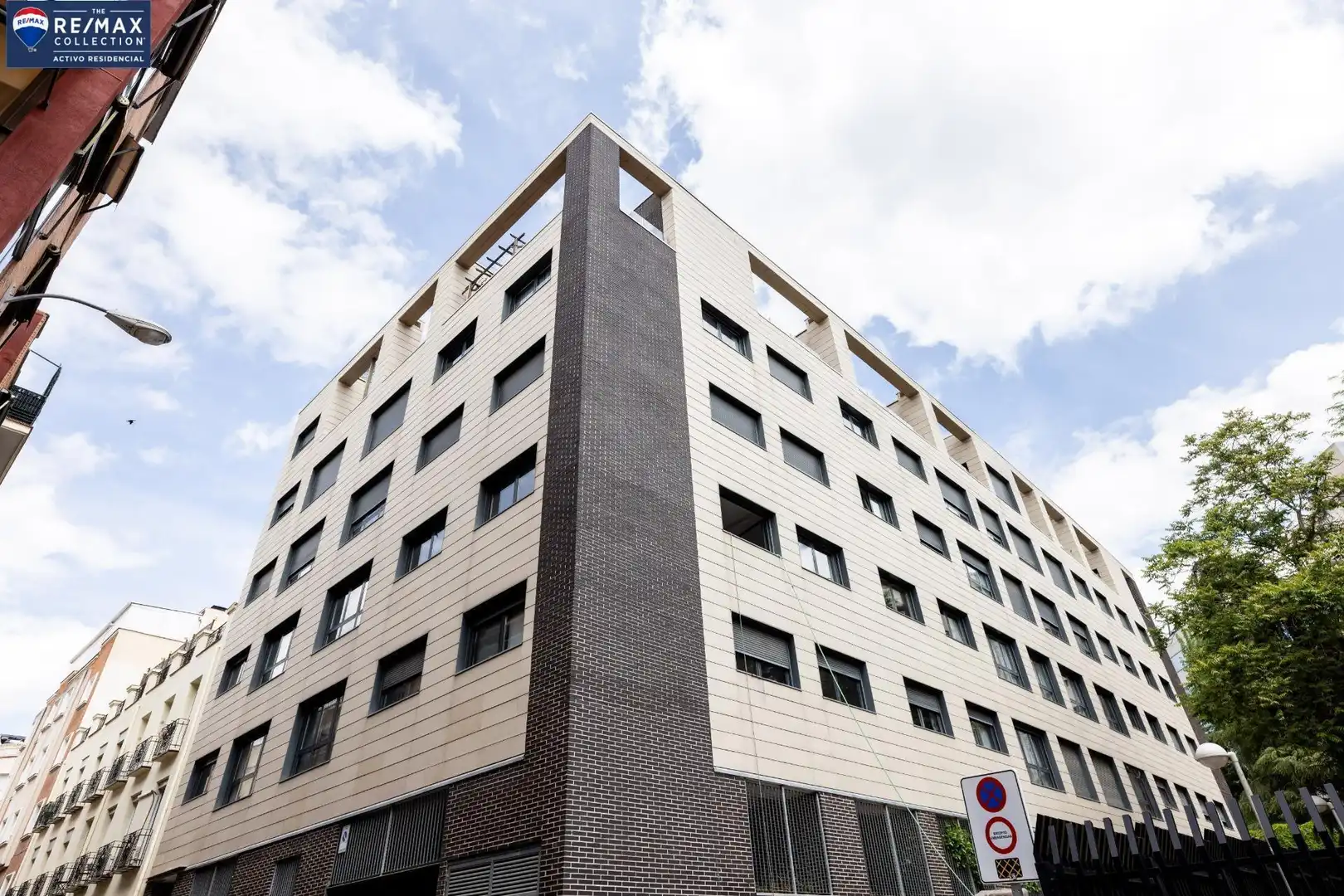Vista exterior de Pis en venda en Madrid amb Aire condicionat, Calefacció i Piscina comunitària