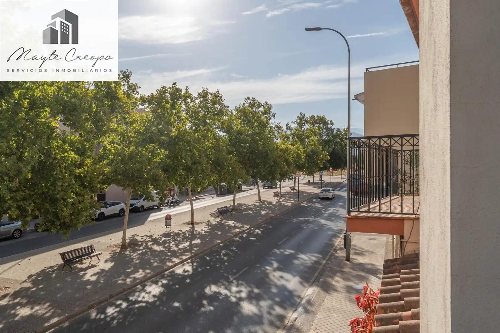 Außenansicht von Gebäude zum Verkauf in Granada