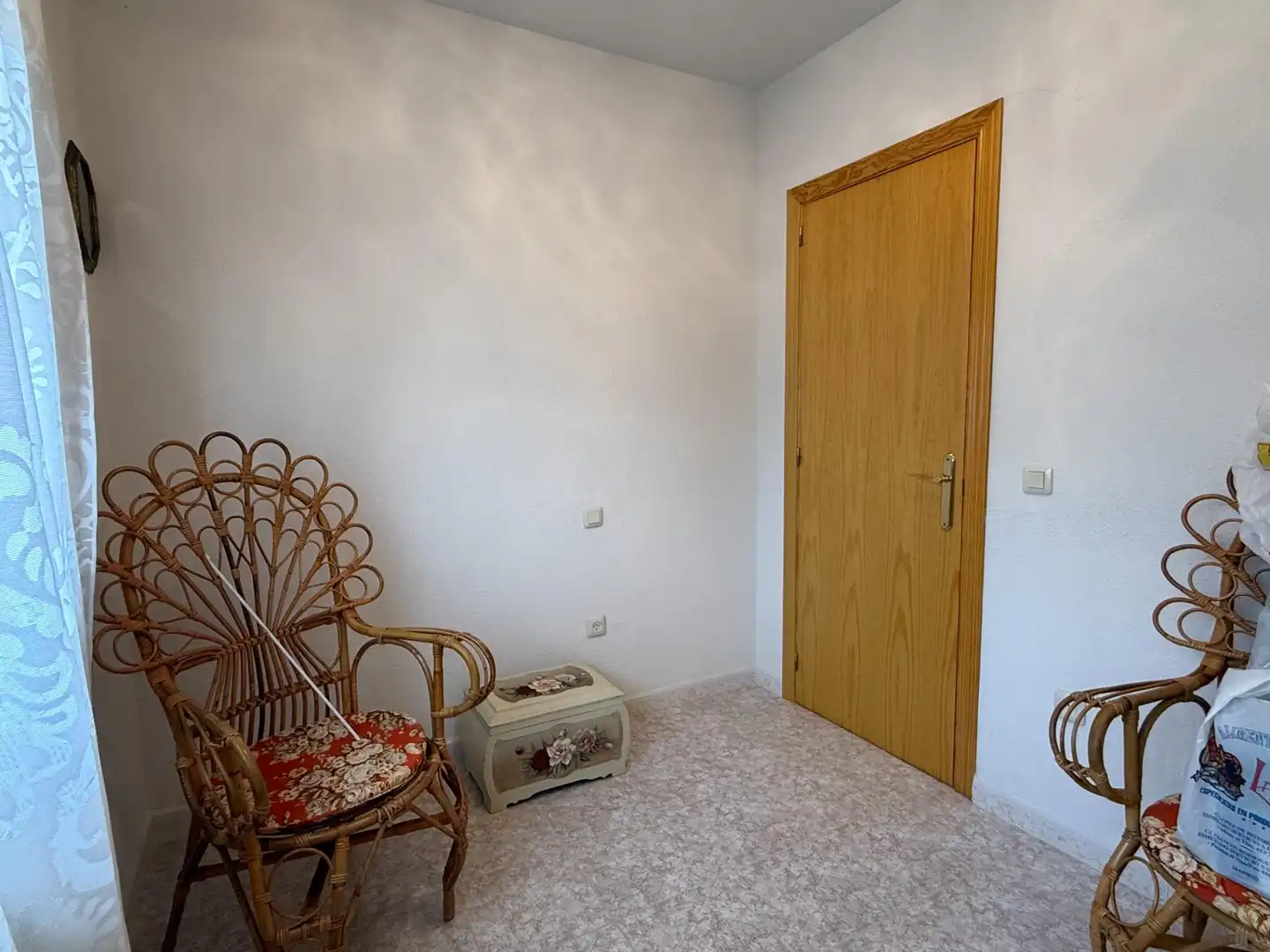 Habitación de Casa adosada en venta en Torija con Jardín privado