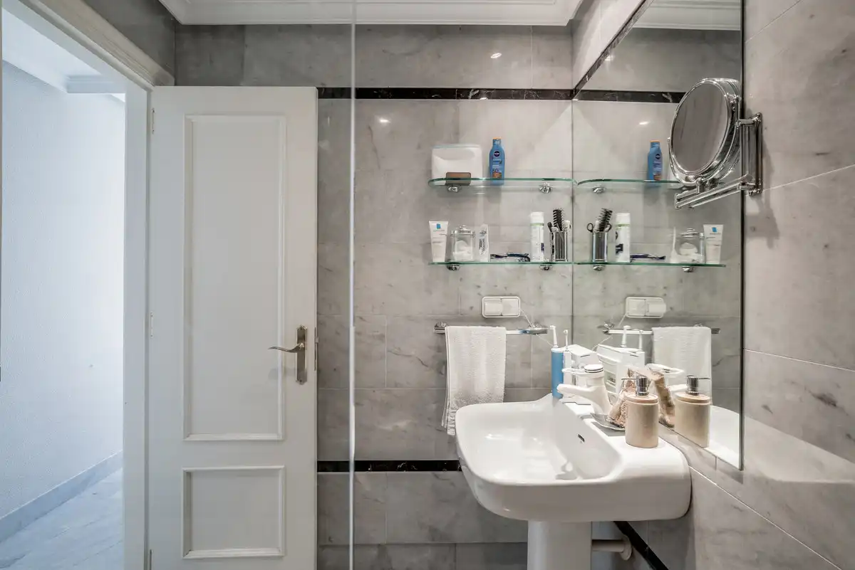 Apartament amb piscina en venda a Nueva Andalucía, imagen 8