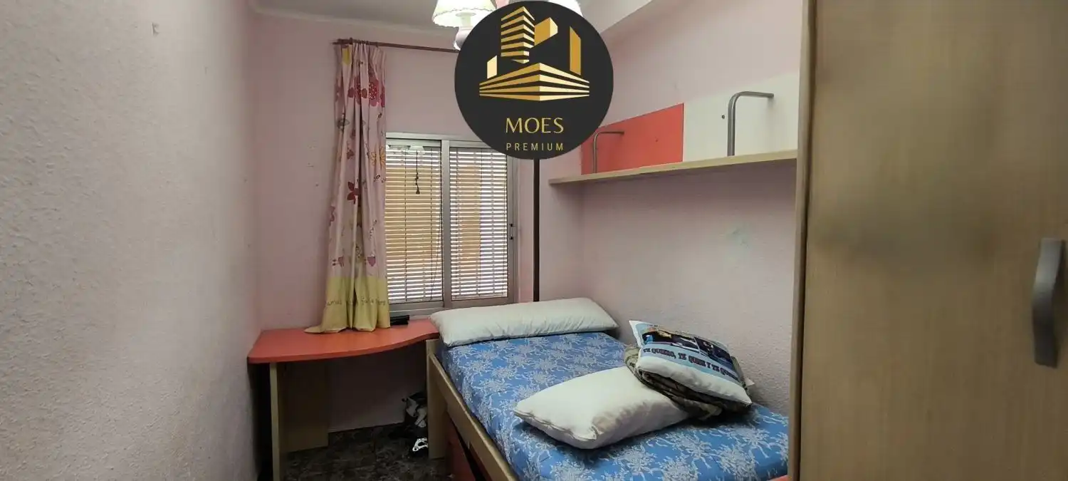 Bedroom of Flat for rent in Linares  with Air Conditioner, Heating and Balcony