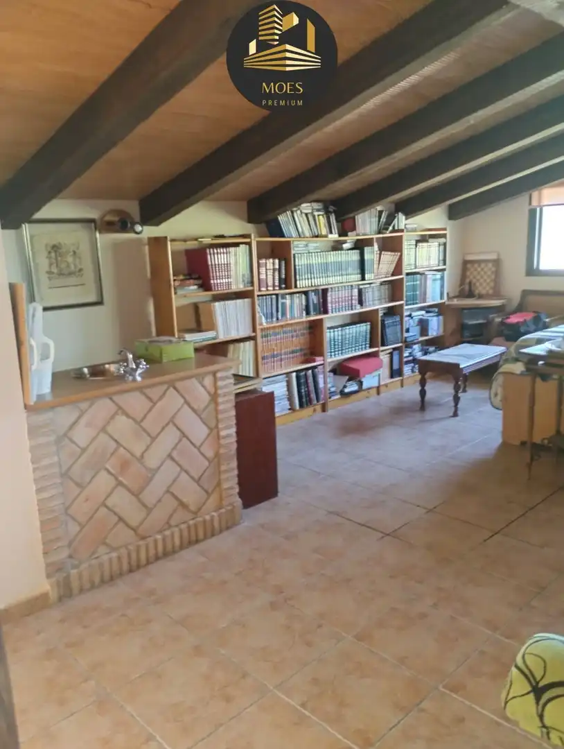 Houses for sale in Linares  with Air Conditioner, Heating and Terrace
