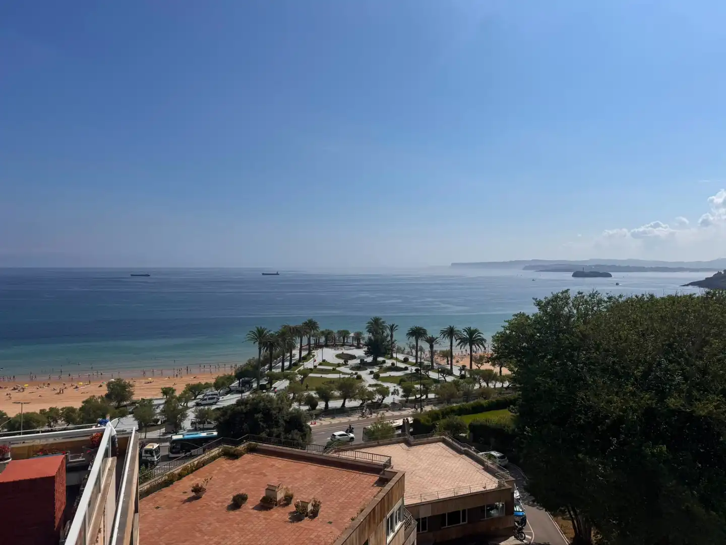 Außenansicht von Wohnung zum Verkauf in Santander mit Heizung, Terrasse und Abstellraum