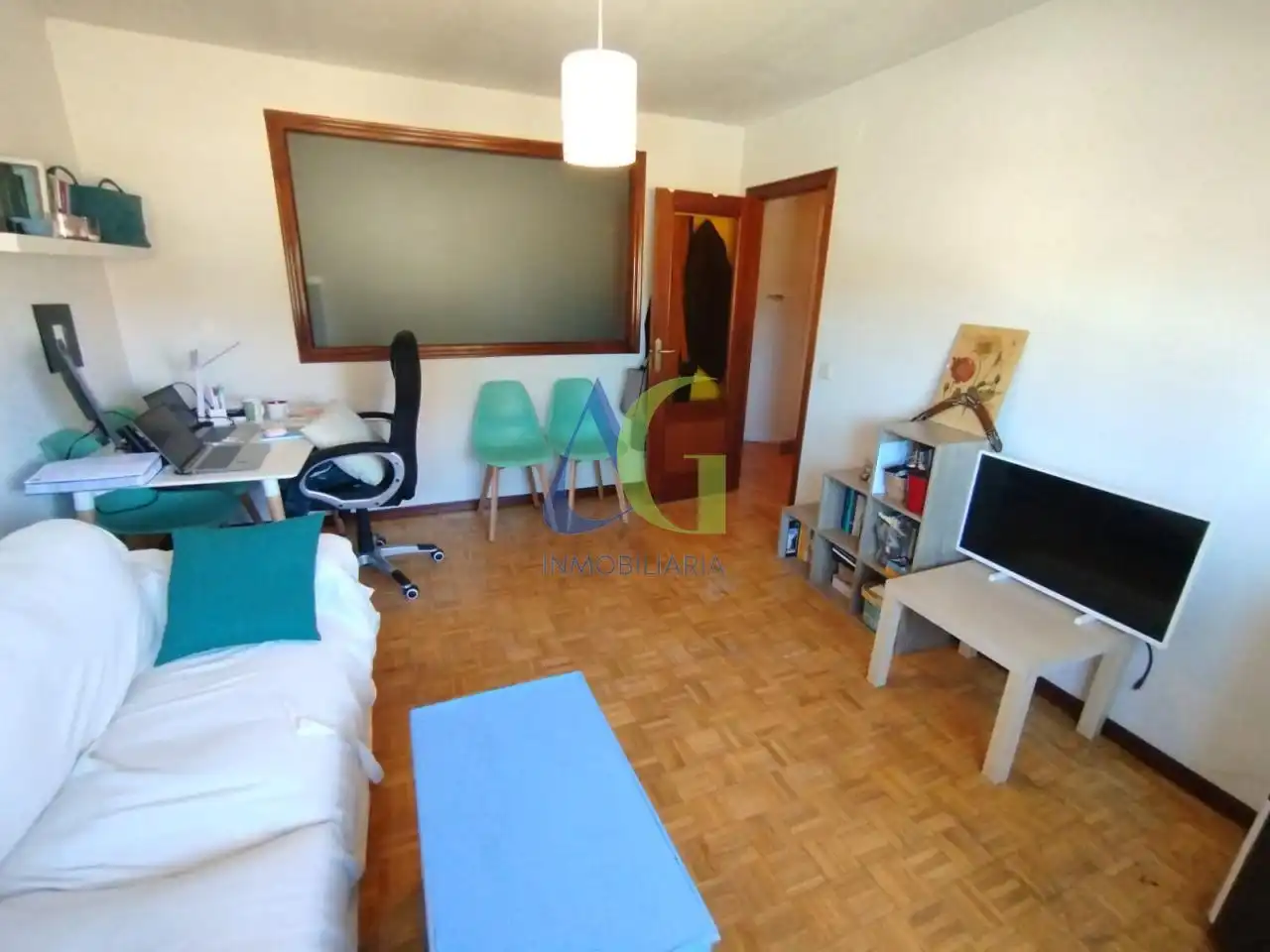 Sala de estar de Apartamento en venta en Villaquilambre con Calefacción y Trastero