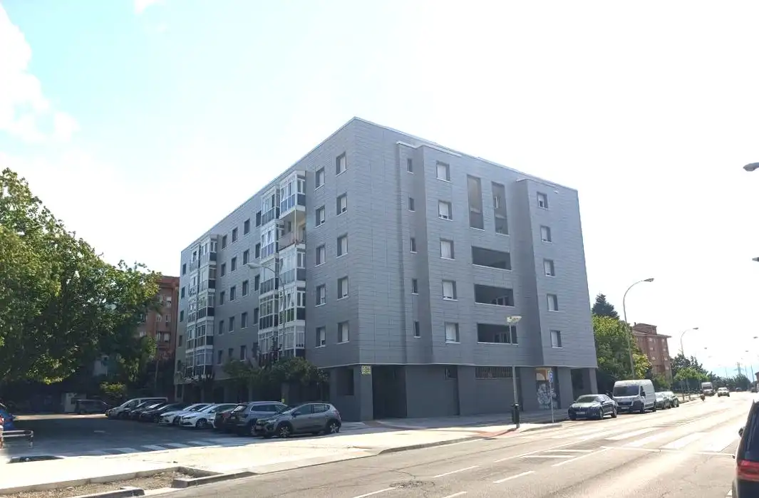 Vista exterior de Pis de lloguer en  Pamplona / Iruña amb Calefacció i Terrassa