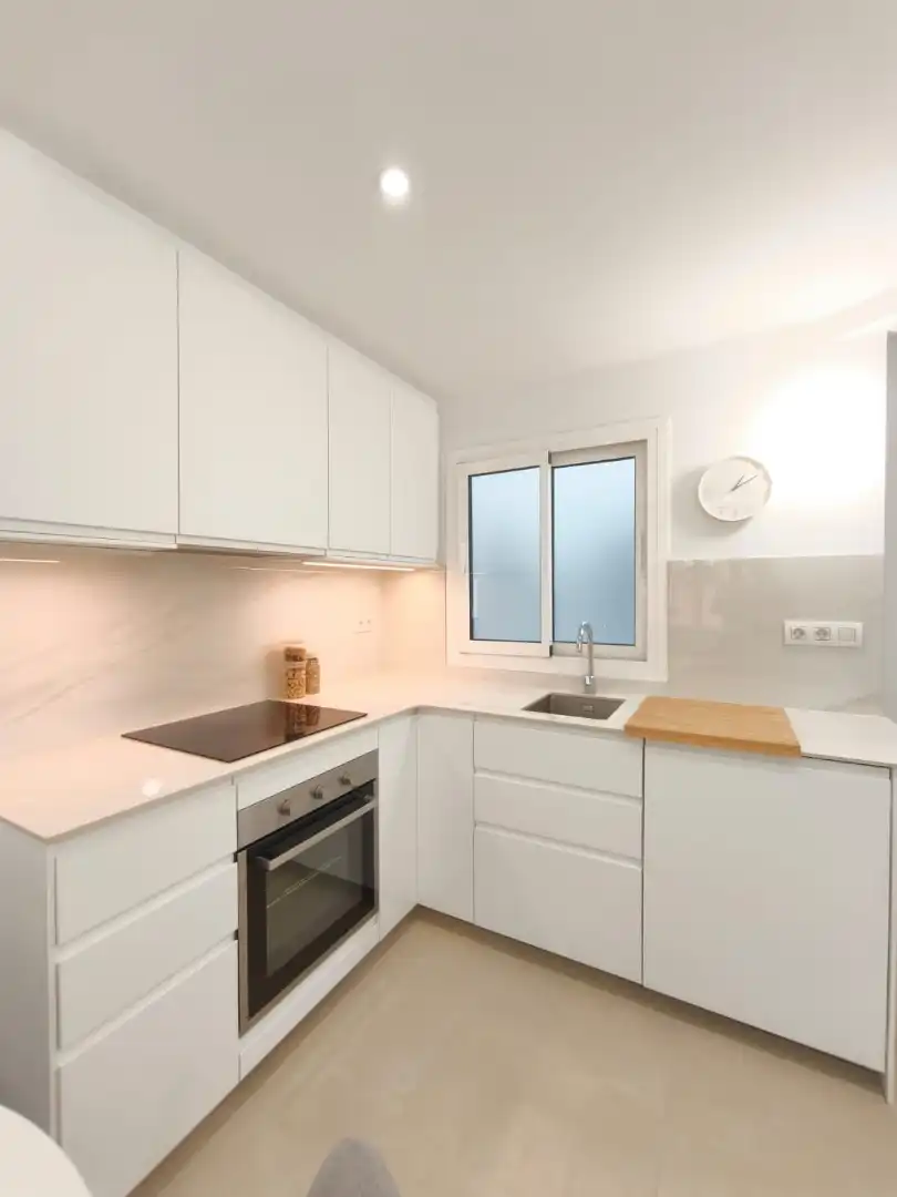 Kitchen of Flat for sale in Barcelona  with Air Conditioner