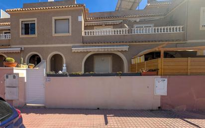 Vista exterior de Casa o xalet en venda en Santa Pola amb Aire condicionat, Terrassa i Piscina