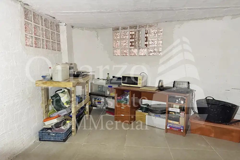 Local en venta en Pego con Calefacción y Amueblado