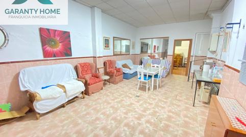 Foto 2 de Edifici en venda a Martos, Jaén