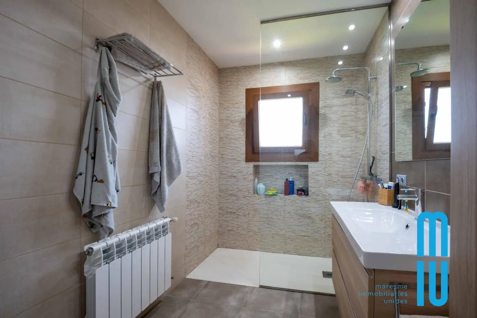Bany de Casa o xalet en venda en Tordera amb Calefacció, Jardí privat i Terrassa
