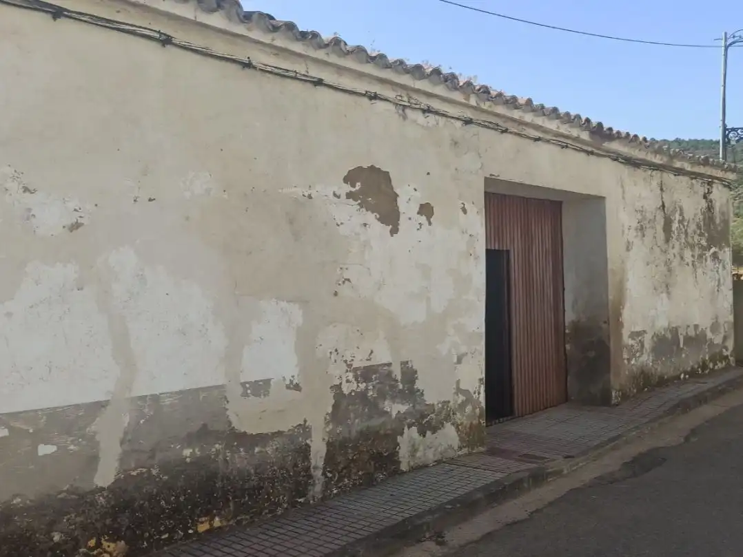 Vista exterior de Residencial en venda en La Lapa, Badajoz