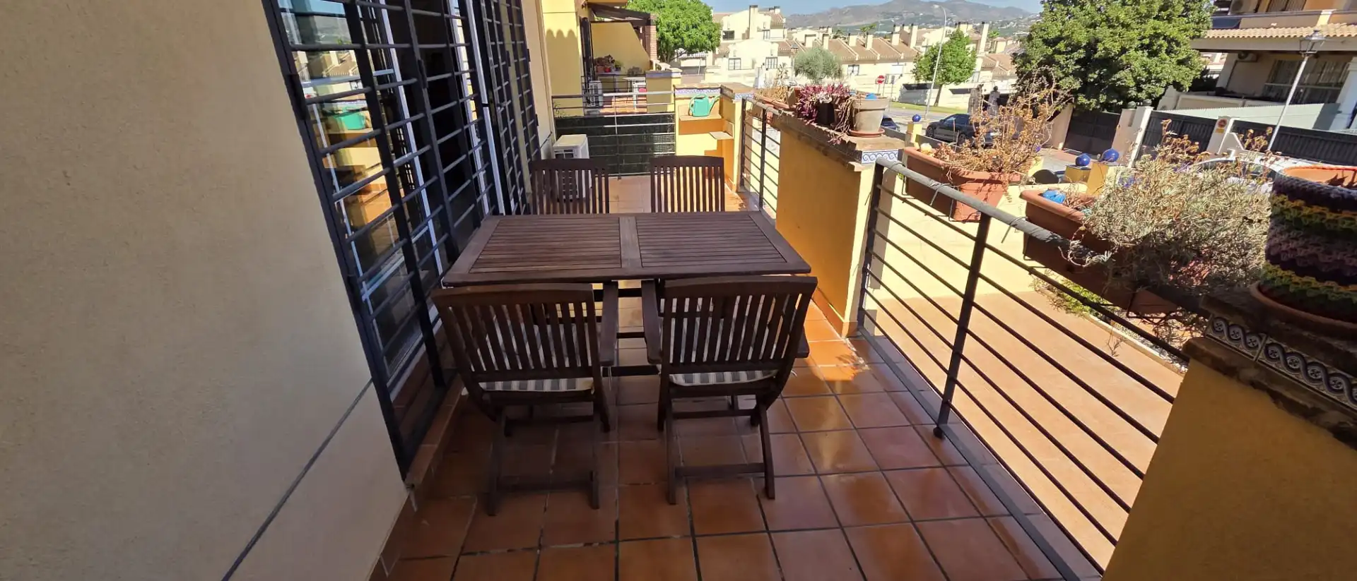 Terrassa de Casa adosada en venda en Alhaurín de la Torre amb Aire condicionat, Jardí privat i Terrassa