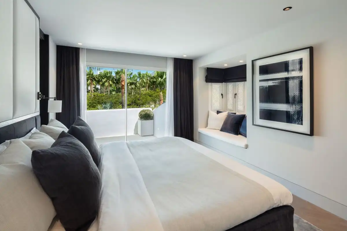 Bedroom of Duplexes for sale in Marbella  with Air Conditioner, Terrace and Community pool