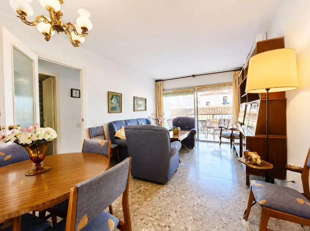 Apartament amb terrassa en venda a Zona Pueblo, imagen 3