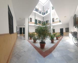 Apartment to rent in  Sevilla Capital  with Air Conditioner and Furnished