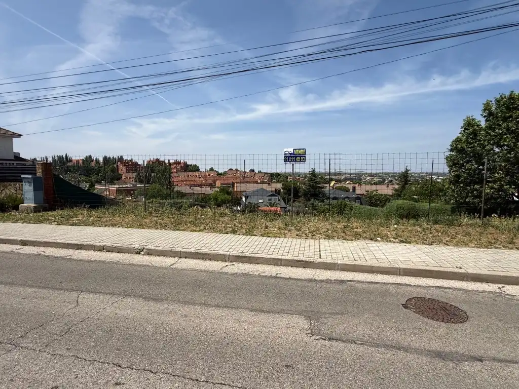 Wohnbaugrundstück zum Verkauf in Calle Arizonicas De Las 5-A, imagen 4