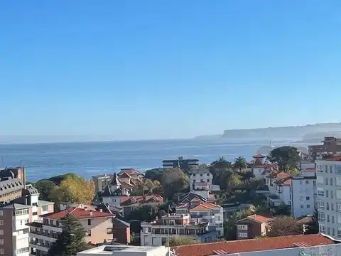 Vista exterior de Pis de lloguer en Santander amb Balcó