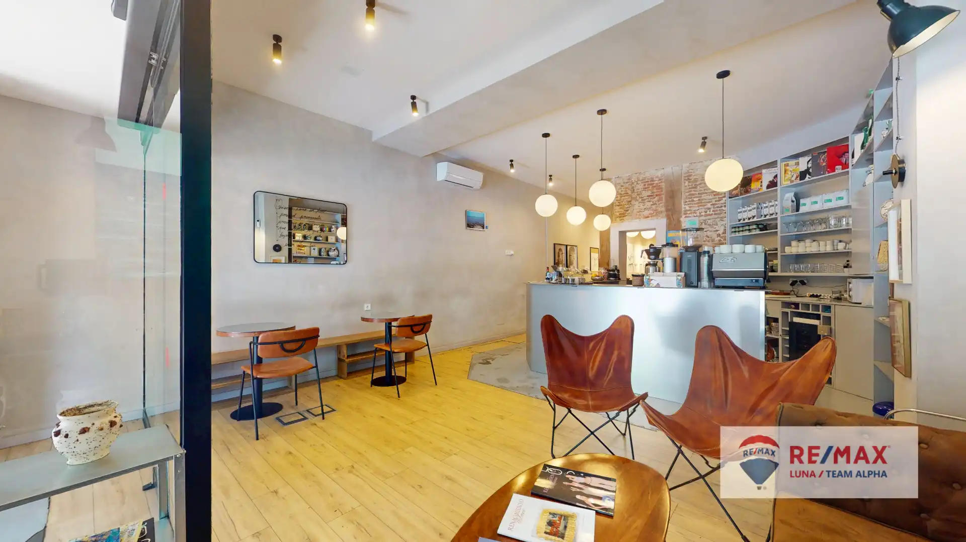 Local en traspaso en Madrid con Aire acondicionado, Calefacción y Parquet