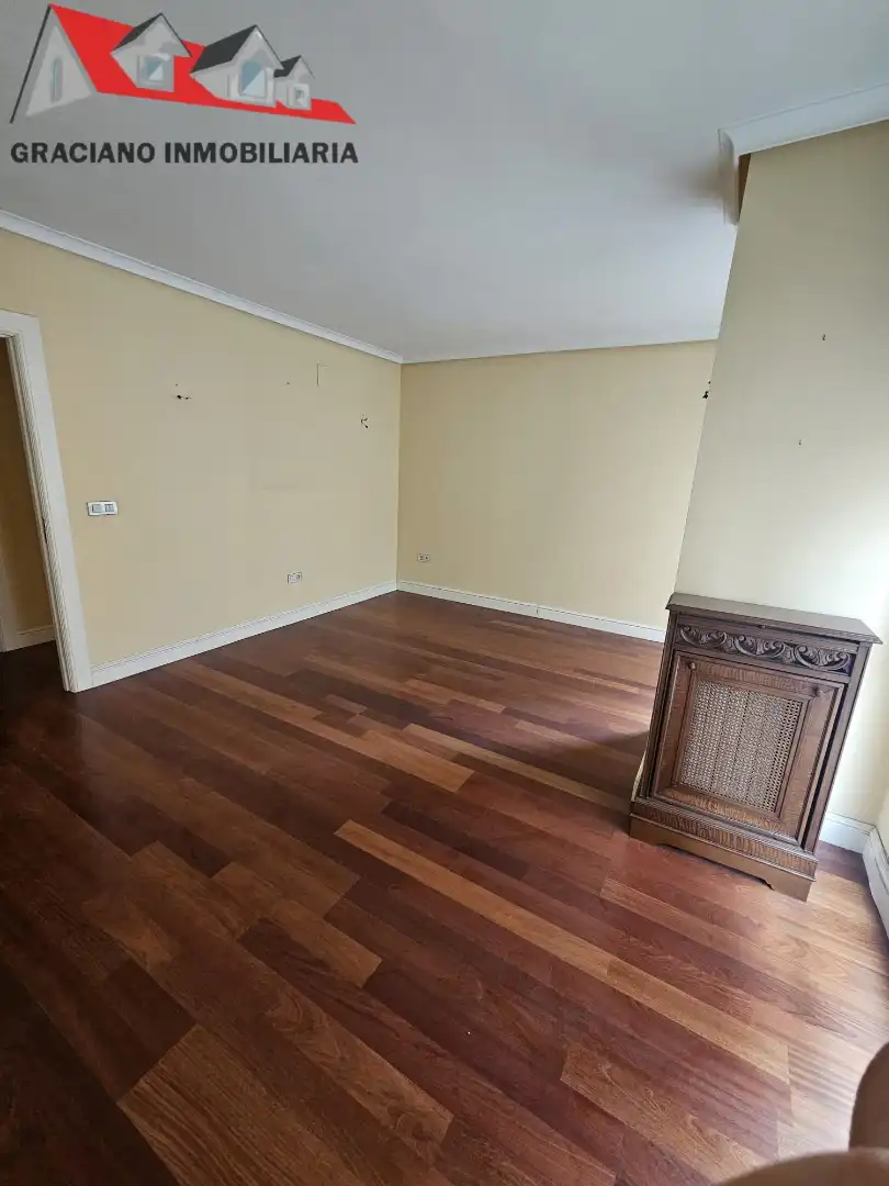 Wohnung zum Verkauf in Albacete mit Heizung