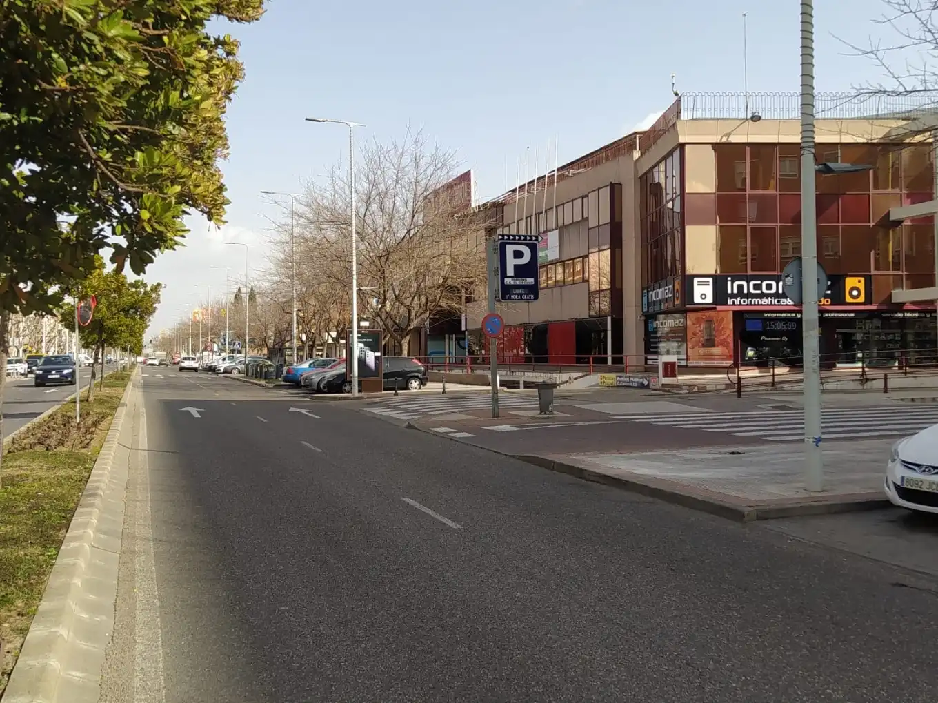 Außenansicht von Garage zur Miete in Torrejón de Ardoz mit Alarm
